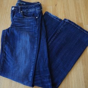 American Eagle Favorite Boyfriend